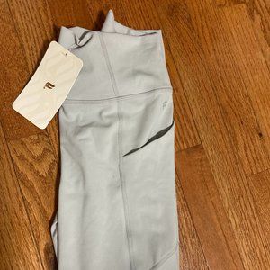 Fabletics Oasis High-Waisted Twist 7/8